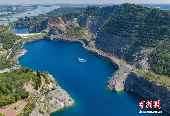 自由潜水全能公开赛点亮盱眙‘蓝宝石’，象山