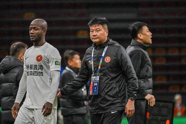 辽宁铁人客场告负遭遇两连败 外援低迷防守漏洞